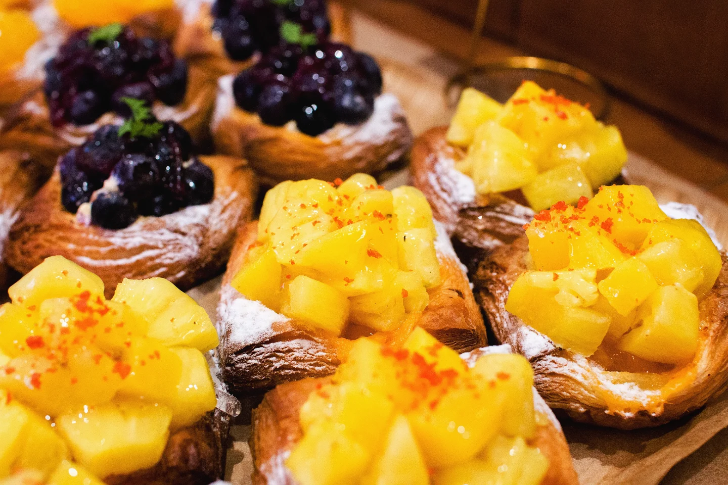 季節限定のデニッシュ「台湾パイナップルのデニッシュ」たいへん好評いただいています(2025.05.15)