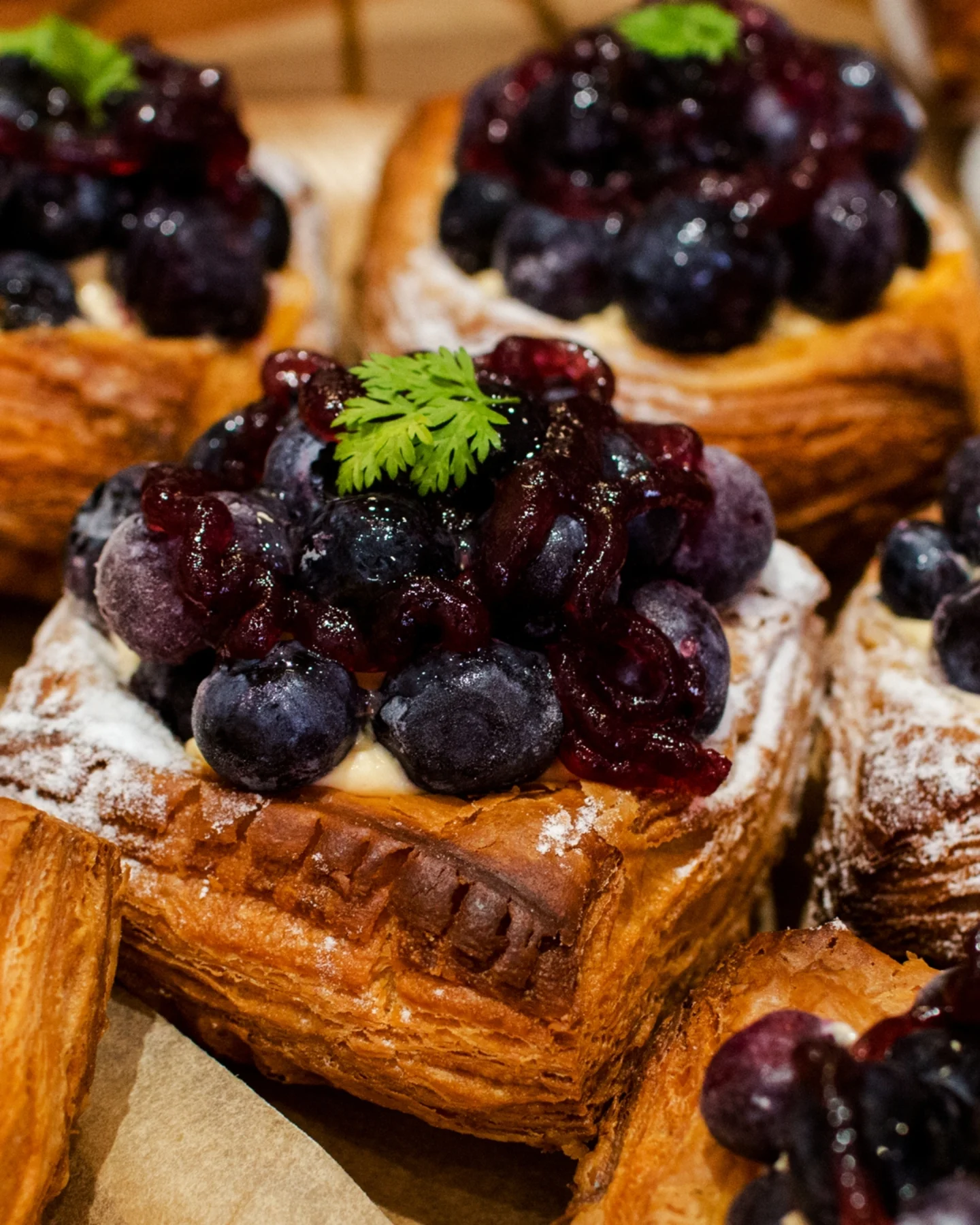 季節限定の国産ブルーベリーのデニッシュご用意しています（2025.05.28）