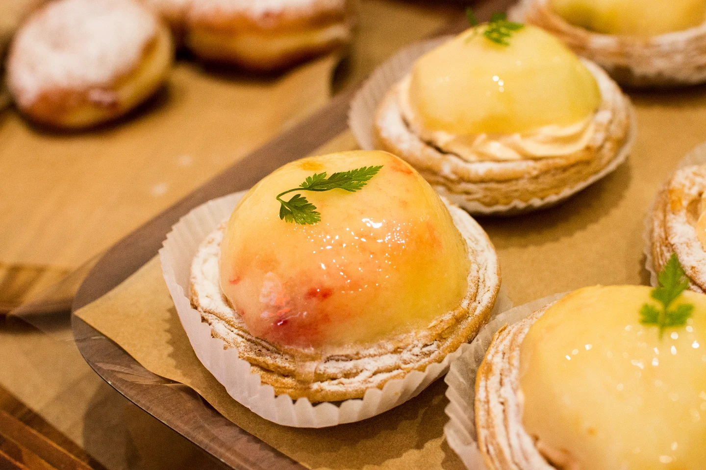 毎年好評いただいています「桃のパイ」、まさに季節の贅沢です（2025.07.24）