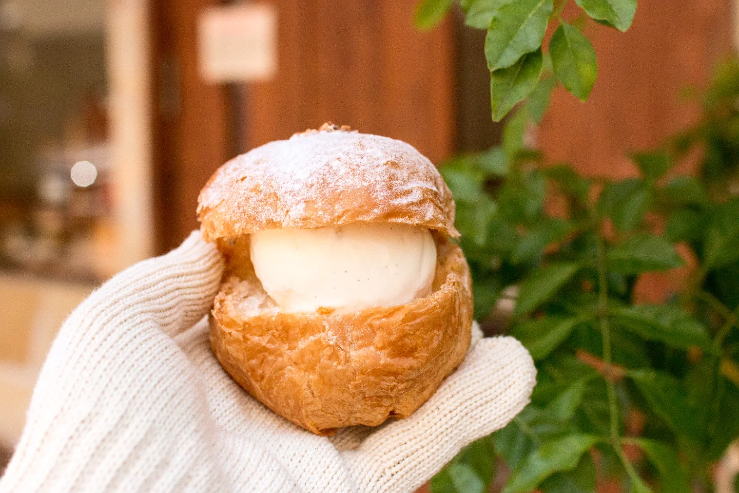 人気商品！「クロアソンのアイスサンド」本日もご用意しています（2025.08.20）