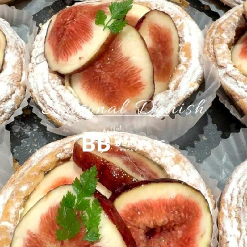 新しい季節限定のパイ「いちじくのパイ」ご用意しています（2025.08.29）