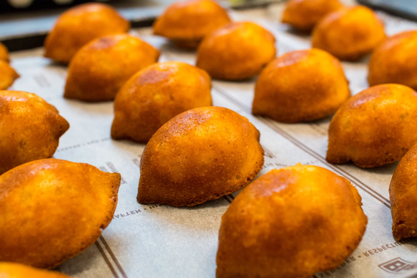 店頭に置いたらすぐに無くなる、自慢のレモンケーキご用意しています（2025.09.19）